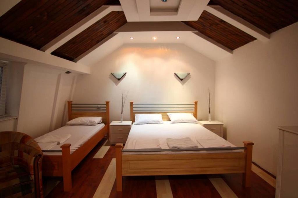 Lira Inn Nis Room photo