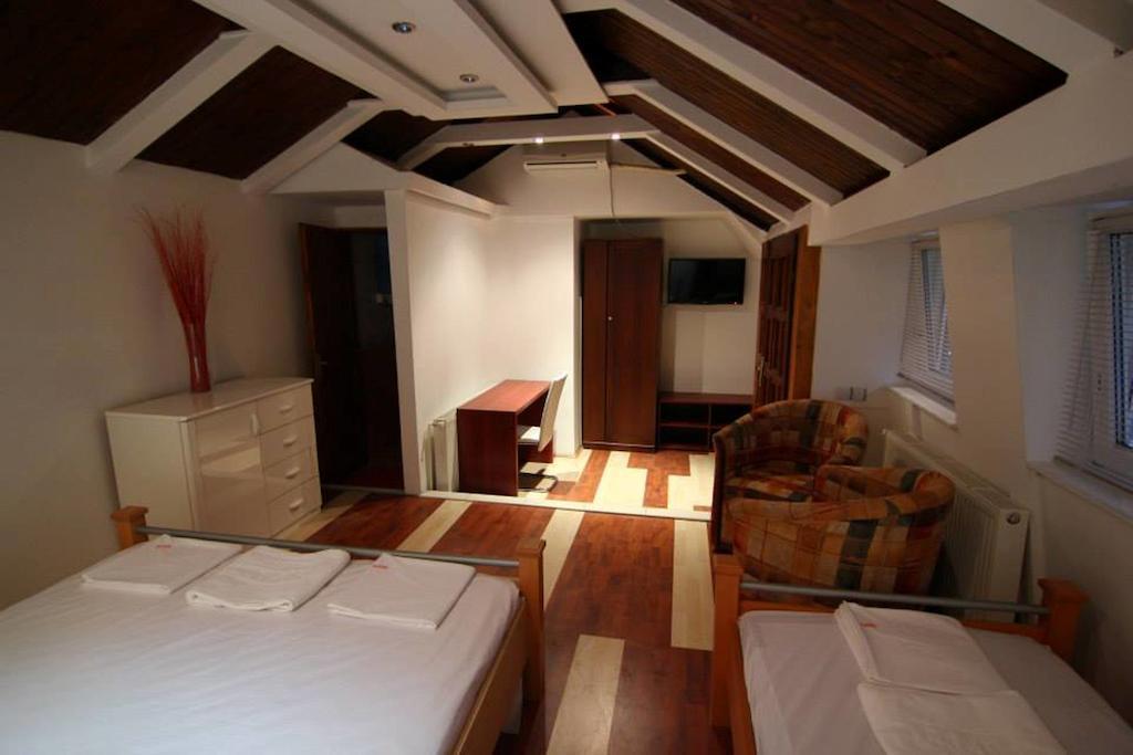 Lira Inn Nis Room photo
